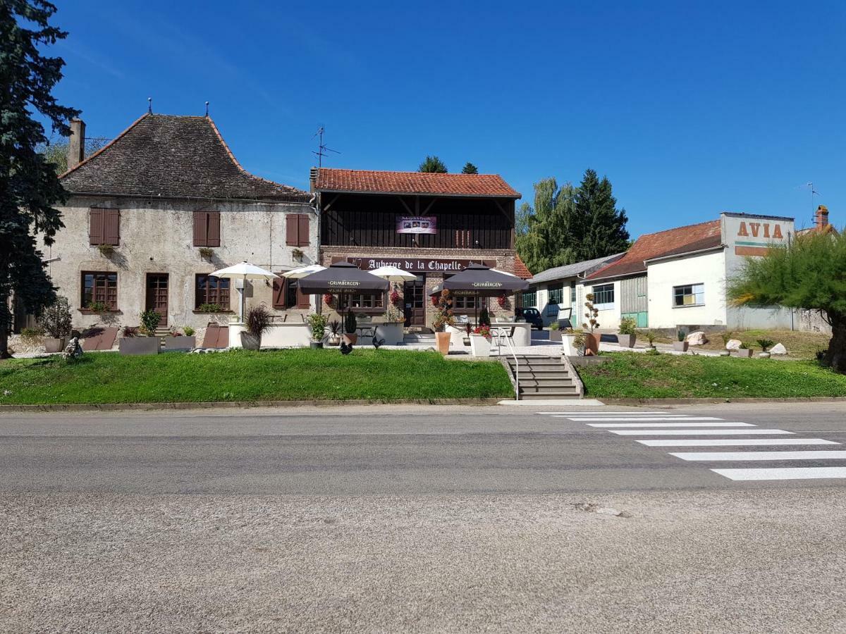 Gite Le Petit Pied-A-Terre La Chapelle-Saint-Sauveur  Екстер'єр фото